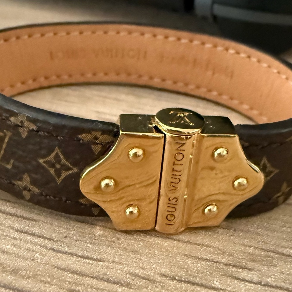 Stylish Louis Vuitton bracelet